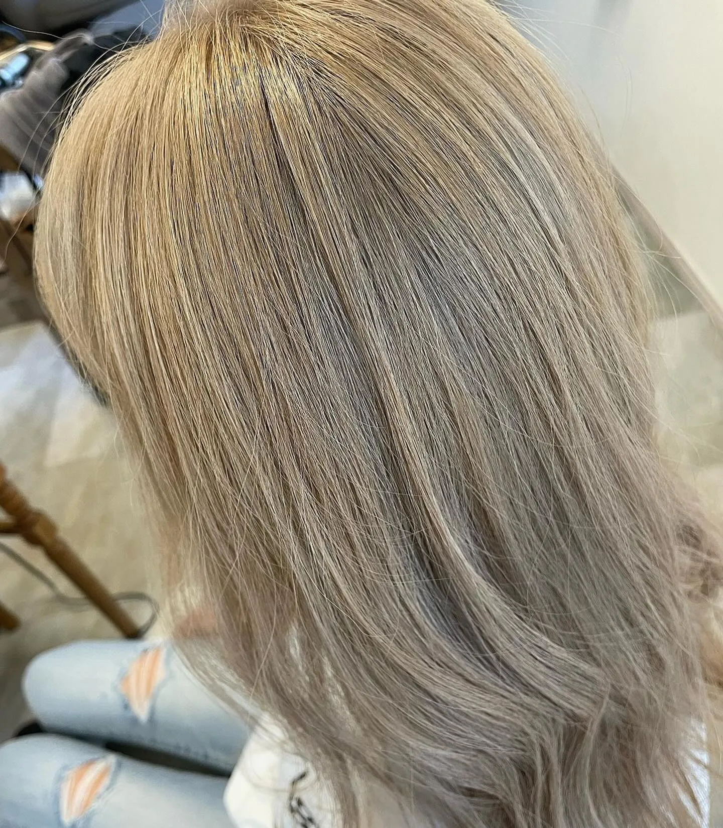 初めてのヘアカラーで劇的ビフォーアフター