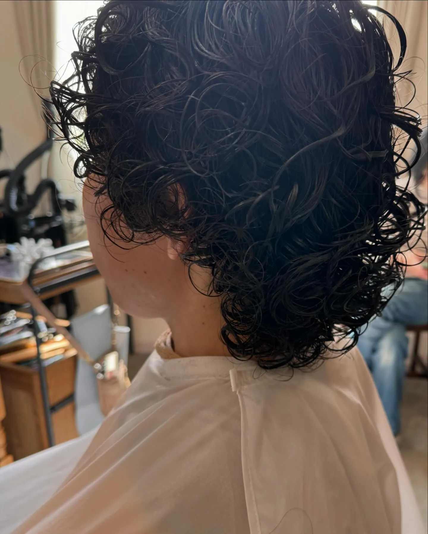 メンズのカーリーヘアもお任せください！